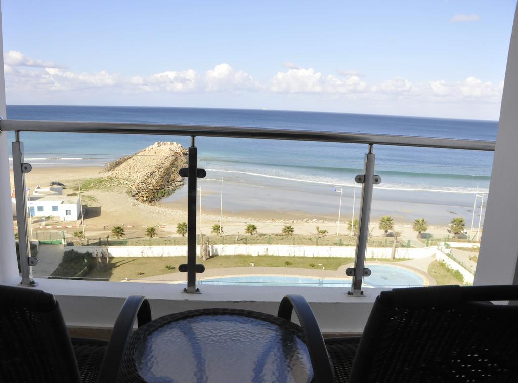 里亚德摩加多尔海景大酒店及水疗中心 丹吉尔 外观 照片