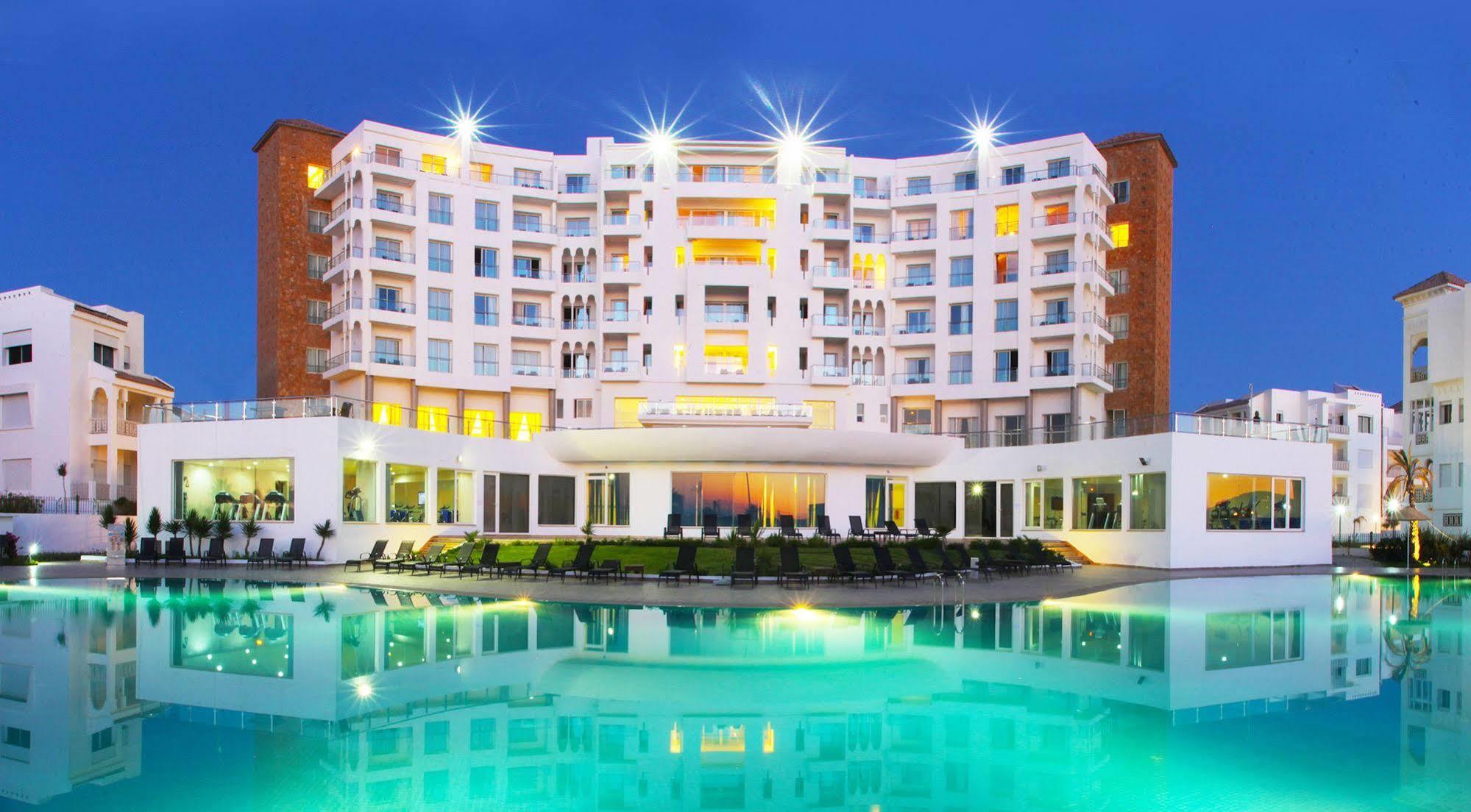 里亚德摩加多尔海景大酒店及水疗中心 丹吉尔 外观 照片